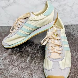 💢Adidas Sneakers 💢